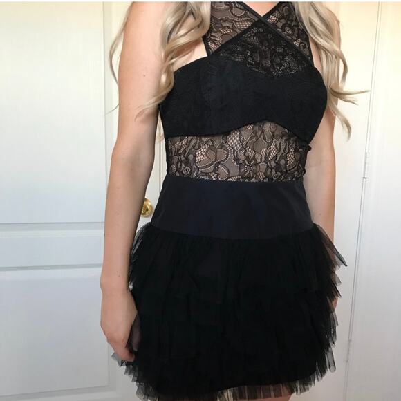 BCBGeneration Dresses & Skirts - BCBGeneration Lace & Tulle Dress Black Mini Cocktail Party LBD Whimsigoth Size 6